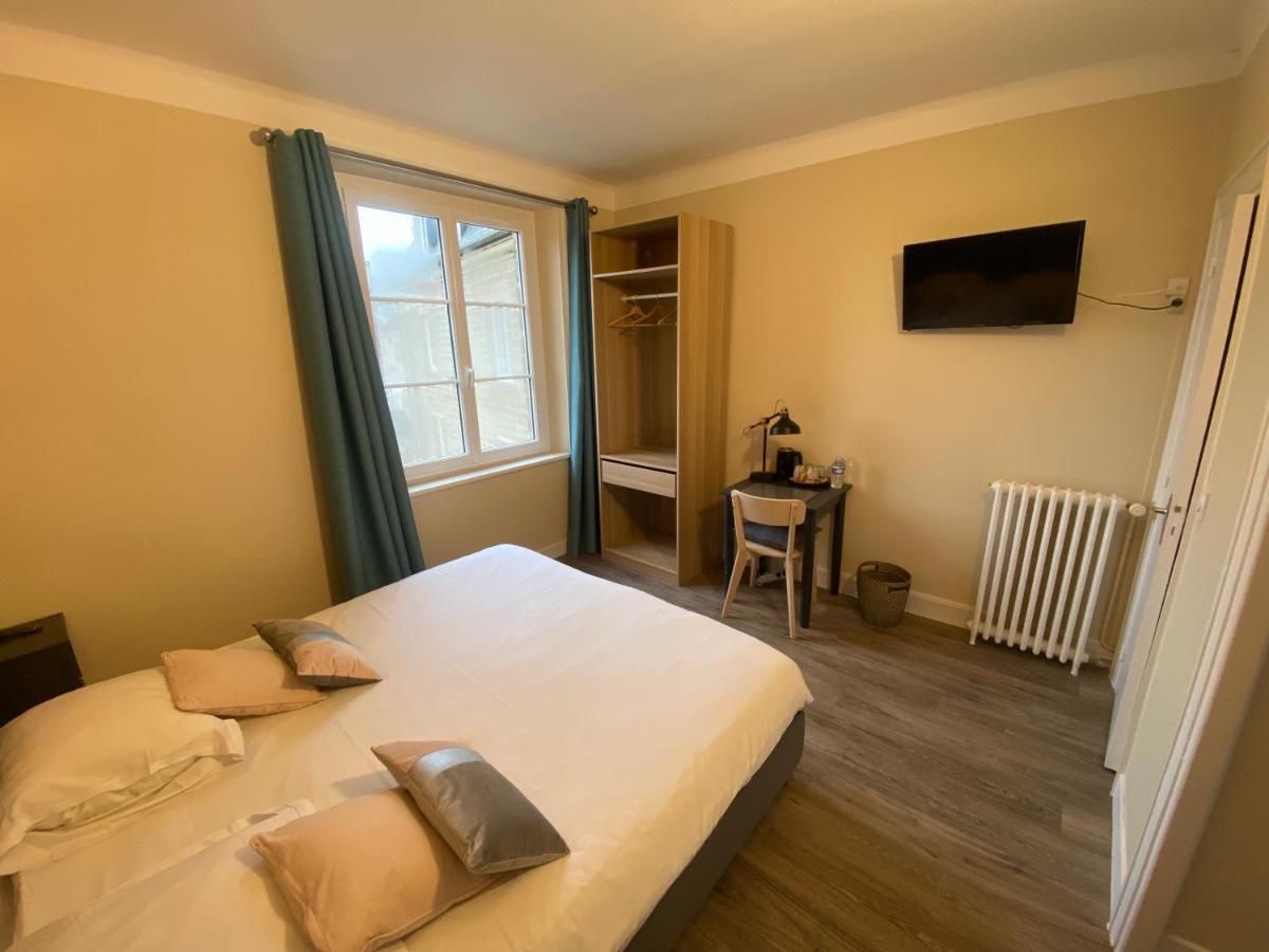 Mortain-Bocage Hotel De La Poste מראה חיצוני תמונה